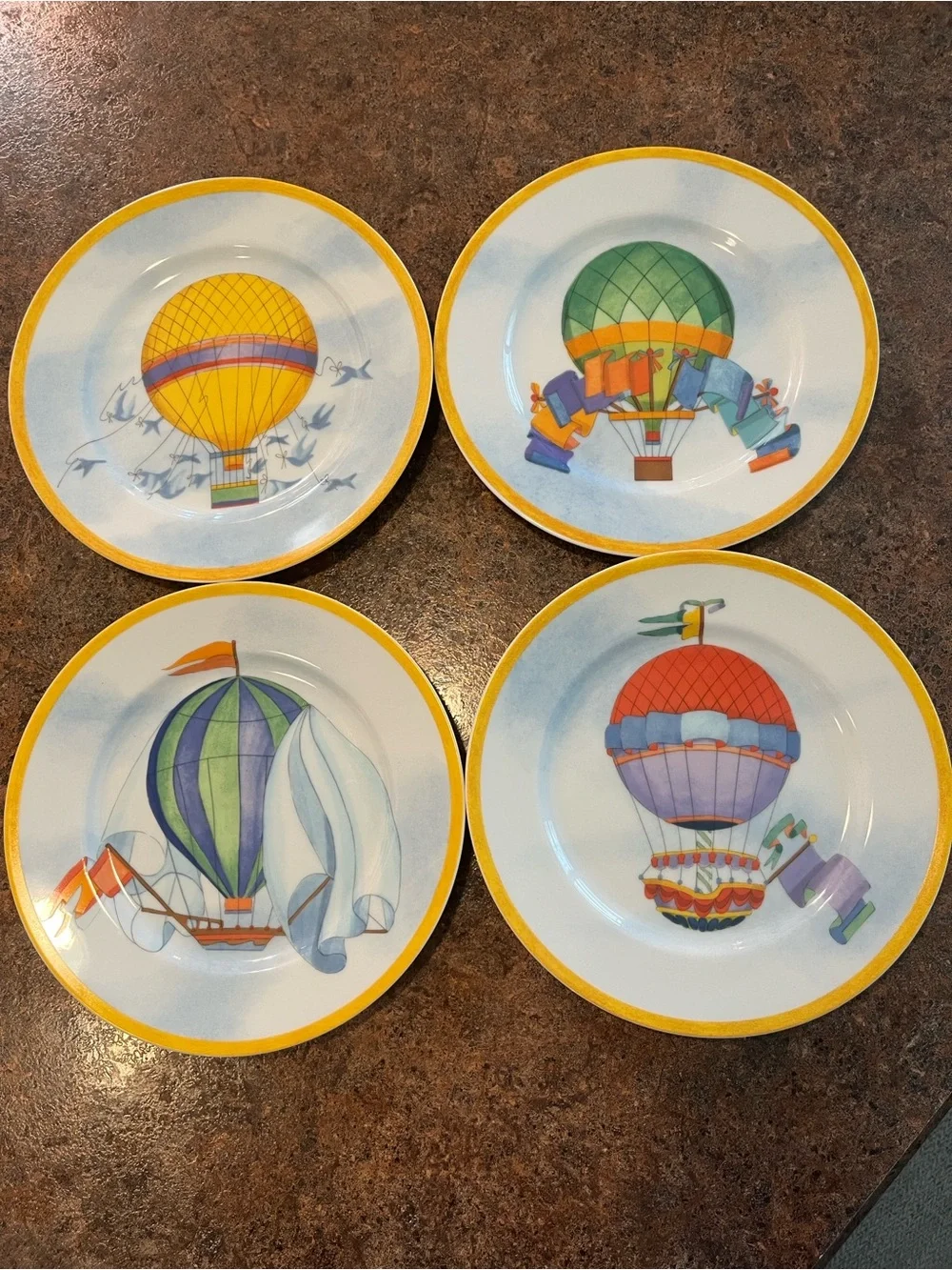 4 Williams Sonoma Montgolfiere porcelain Hot Air Balooon design salad plates 8”